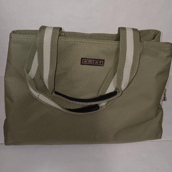 Ariat Handbags - ARIAT TOTE HANDBAG